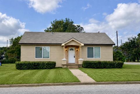1120 N Ross Avenue, Sherman