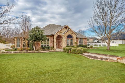 3712 Vista North Drive, Burleson