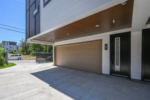 2247 Mail Avenue 103, Dallas