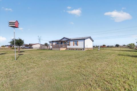 3321 Cobbler Lane, Joshua, TX 76058 — photo 2