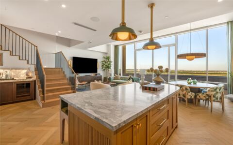 2408 Victory Park Lane 1442, Dallas