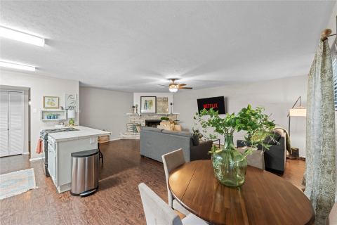 5016 Griffin, The Colony