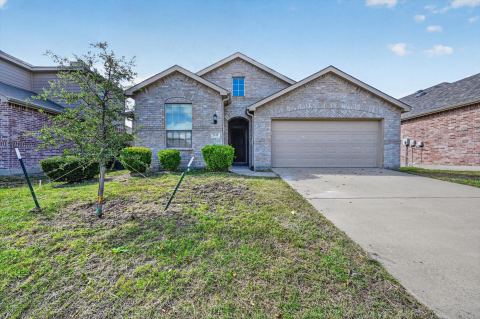 2143 Rains County Road, Forney