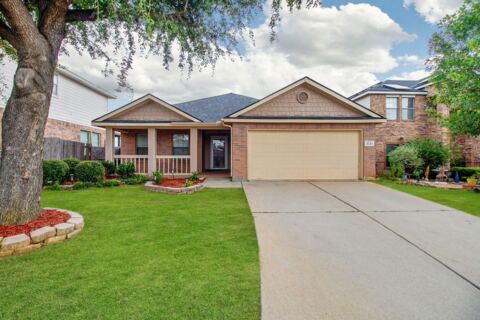 8141 Plateau Drive, Fort Worth