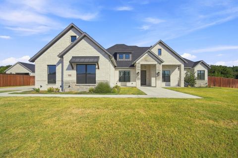 4231 Spring Garden Road, Midlothian