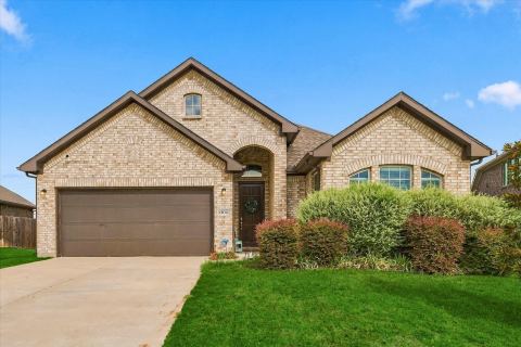 1504 Ravenswood Lane