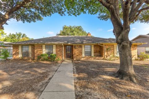 4405 Kingswick Drive
