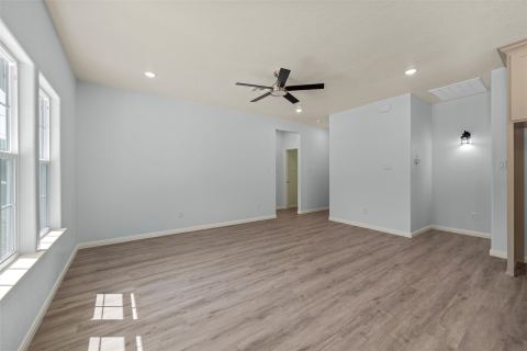 211 Lopez Street, Bellmead, TX 76705 — photo 3