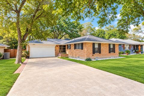 8059 Claremont Drive, Dallas