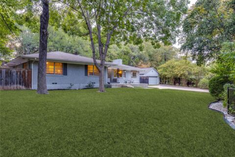 737 N Hampton Road, Dallas