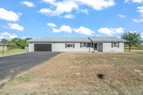 409 E Ohio Street, Van