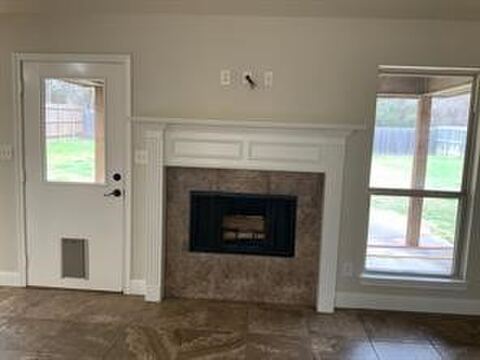 104 Spring Bouquet Street, Stephenville, TX 76401 — photo 2