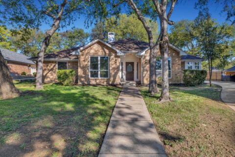3620 Dahlia Drive