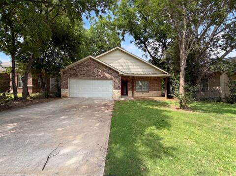 619 E Arlington Avenue, Fort Worth
