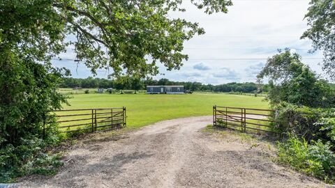 7150B County Road 236, Hico, TX 76457 — photo 3