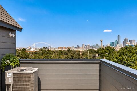 701 N Lancaster Avenue 202, Dallas