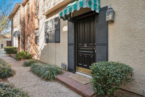 4418 Bowser 103, Dallas