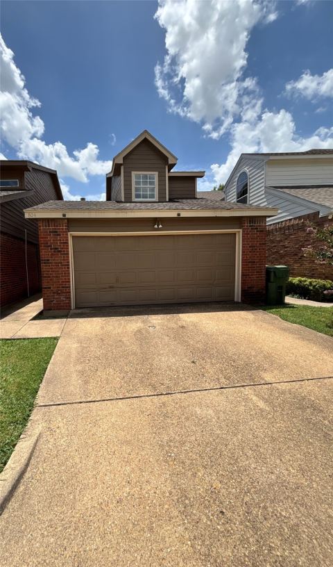 804 Saint Andrews Court, Garland
