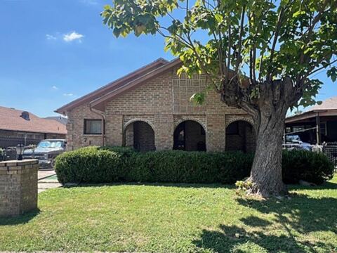 716 E Harvey Avenue, Fort Worth