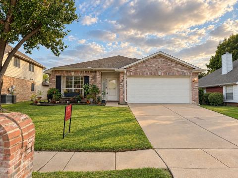 7616 Sunburst Trail, Denton
