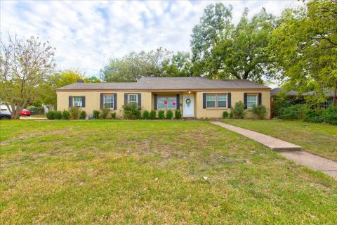 2801 W Biddison Street, Fort Worth