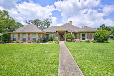 111 Trailwood Road, Enchanted Oaks, TX 75156 — photo 2