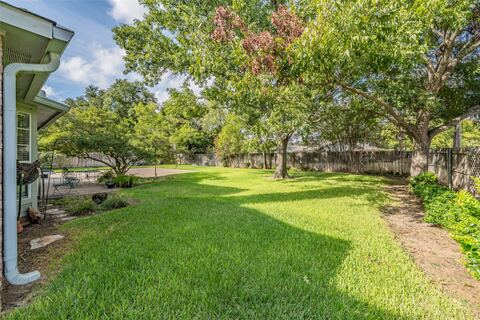 1500 Arrowhead Drive, Pantego, TX 76013 — photo 2