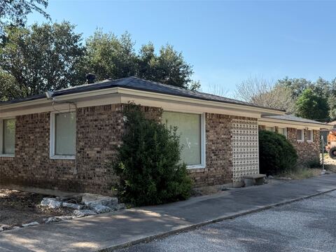 401 5th Street, Valley Mills, TX 76689 — photo 2