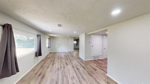 130 Center Street, Nevada, TX 75173 — photo 3
