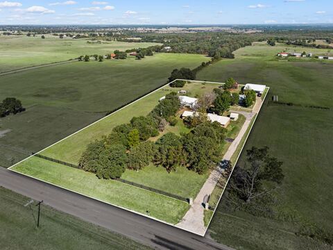 4101 Tolar Highway, Tolar