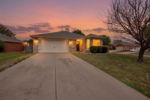 600 Jamie Lane, Mansfield