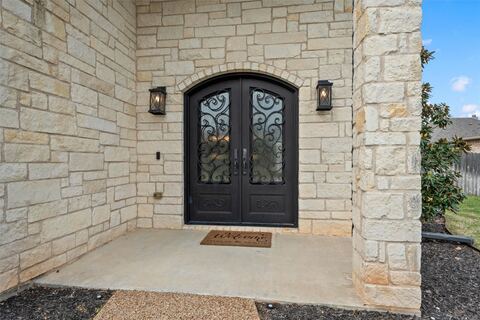 518 Stone Canyon Drive, McGregor, TX 76657 — photo 3