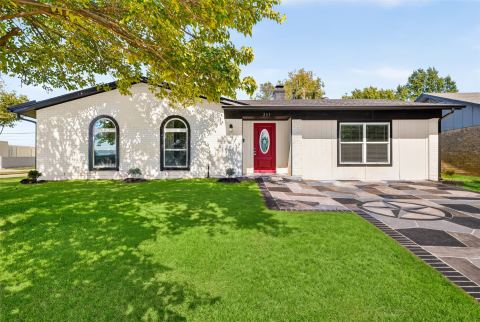 205 E Kearney Street, Mesquite