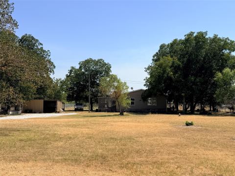 1100 Alford Street, Graham, TX 76450 — photo 2