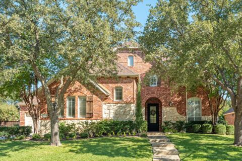 8104 Linksview Drive