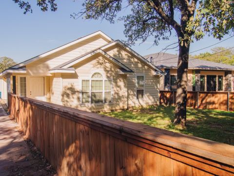 1009 Stuart Road