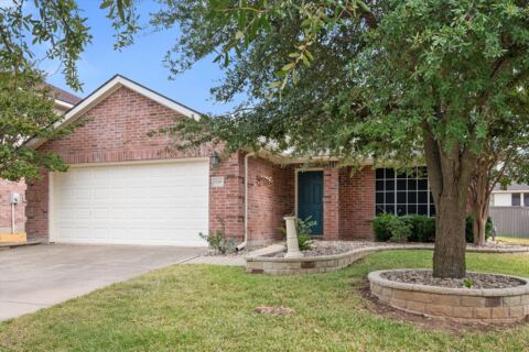 1109 Nighthawk Road, Fort Worth