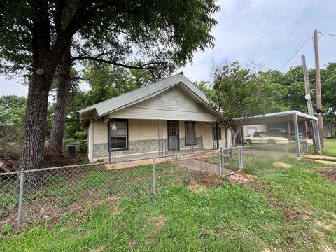 316 Alley Street, Perrin, TX 76486 — photo 2
