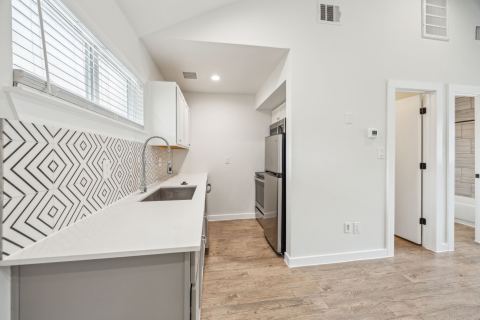 5018 San Jacinto Street 210, Dallas
