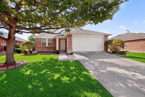 717 Gallant Court, Wylie