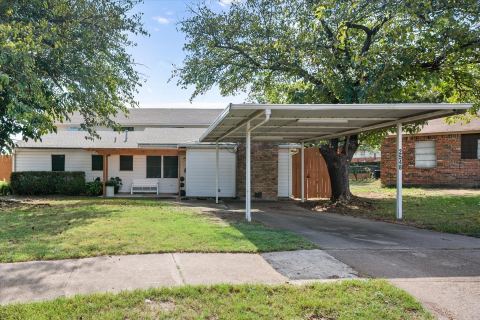 2548 Wood Valley Place, Dallas