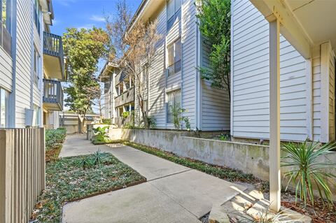 4859 Cedar Springs Road 136, Dallas, TX 75219 — photo 2