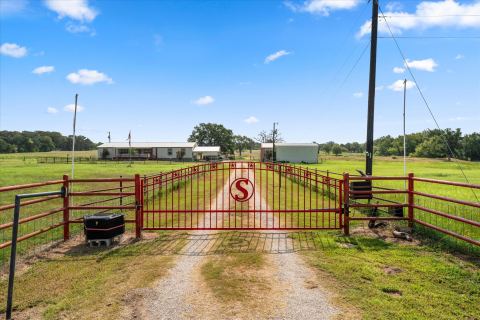 12350 CR 2911, Eustace, TX 75124 — photo 2