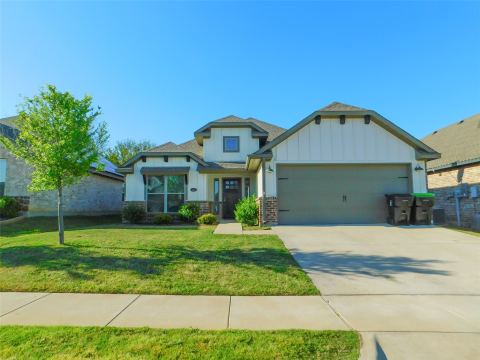 117 Maverick Lane, Pilot Point