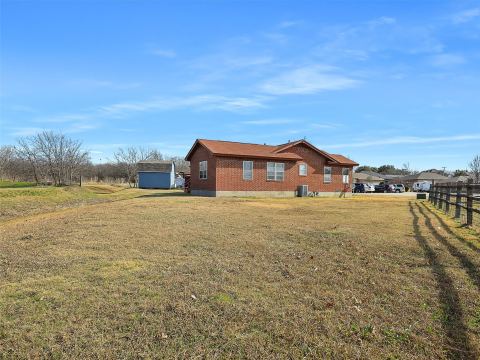 707 Doris Lane, Gunter