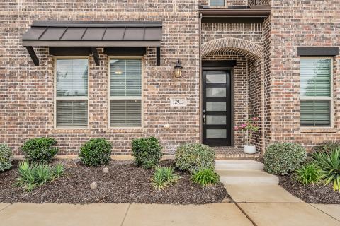 12933 Couture Drive, Farmers Branch, TX 75234 — photo 3