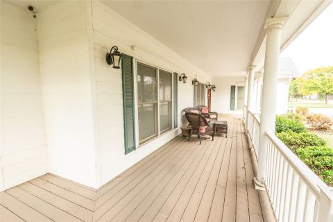 206 Poplar Street, Nocona