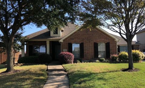 909 White Porch Avenue, Forney