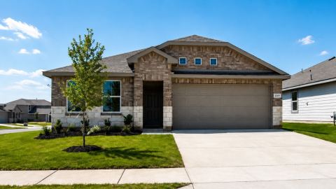 2201 BAKERSFIELD Drive, Fort Worth