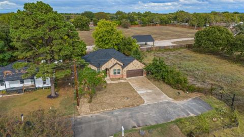 907 Howard Street, Seagoville, TX 75159 — photo 3